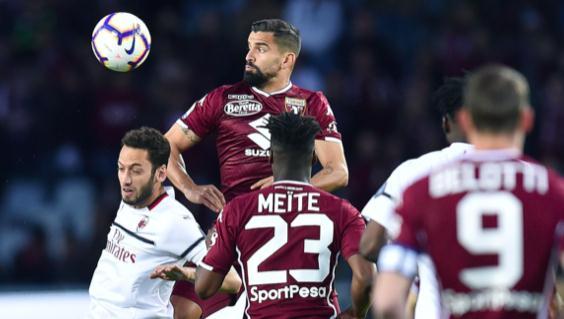 鹿队的对决 鹿队的对决